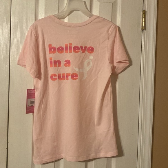 Susan G. Komen women’s short sleeve graphic tee shirts: size: S. You get all 4. - Picture 5 of 6
